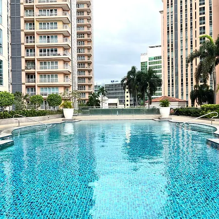 Venice Bgc Luxury Condo - Balcony, Pool, Wi-Fi Manila Exterior photo